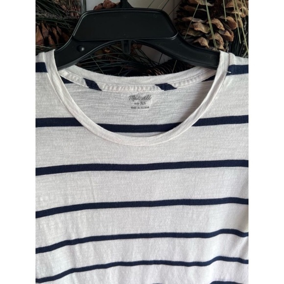 Madewell Navy Blue & White Whisper Cotton Crewneck Tee in Creston Stripe Size XS - Picture 3 of 7
